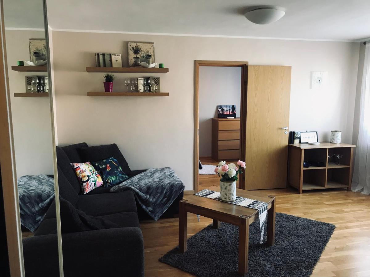 Cozy Central Apartment ทาลลินน์ ภายนอก รูปภาพ