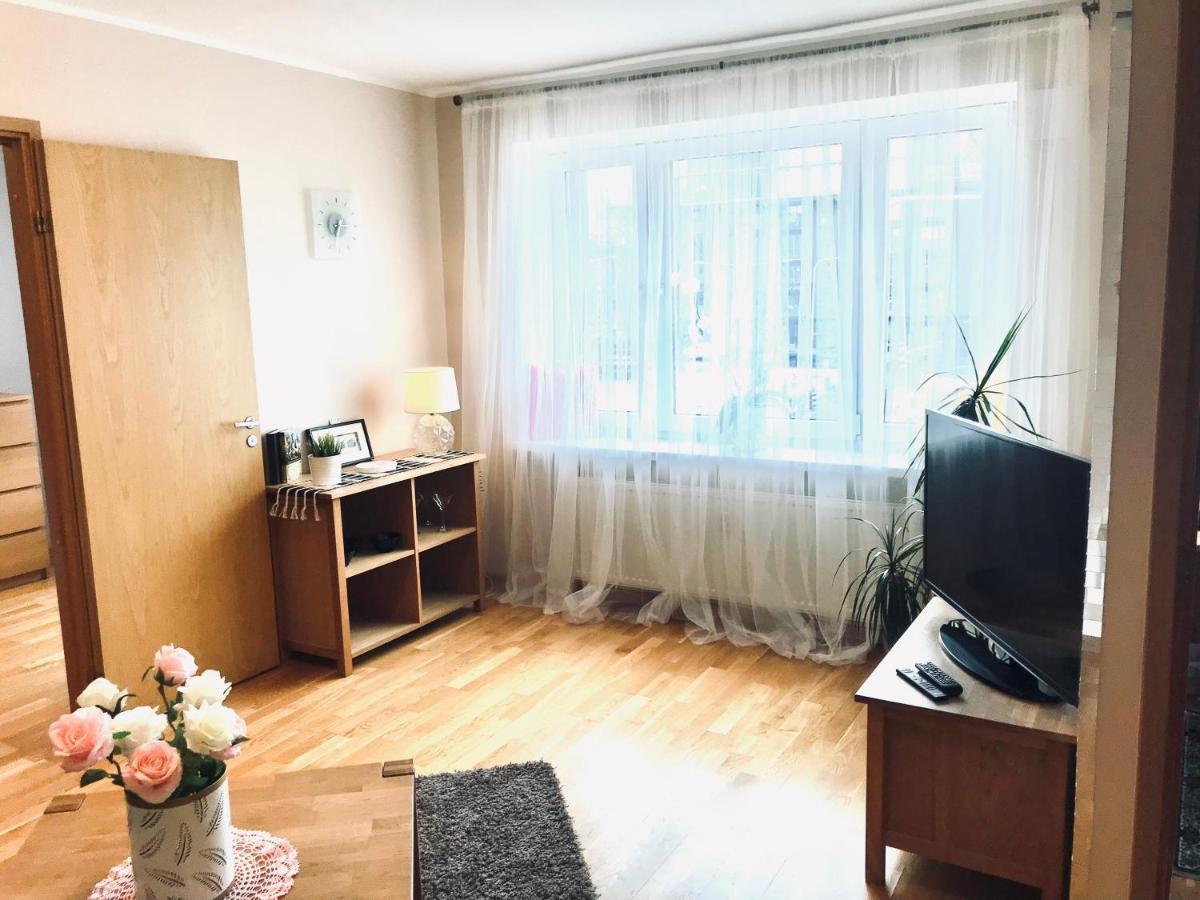 Cozy Central Apartment ทาลลินน์ ภายนอก รูปภาพ